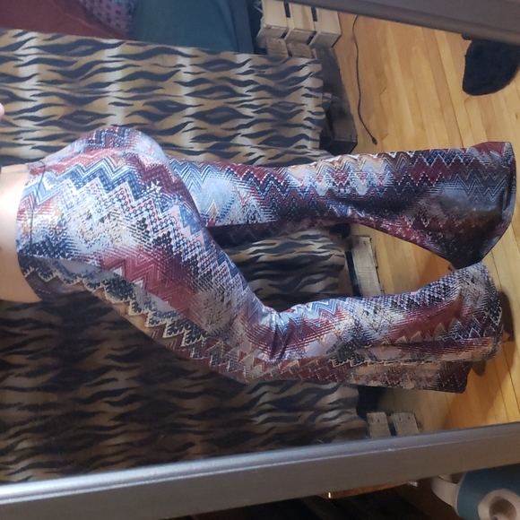 Funky Soft Flair Booty Pants - Picture 4 of 9